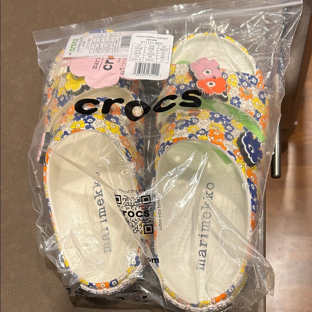 NWT CROCS X Marimekko Women’s Floral Sandals - Yellow, Blue, Orange on white - Picture 2 of 8